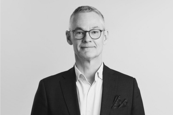 Robin Carlsson,Chief Solutions and Services Officer