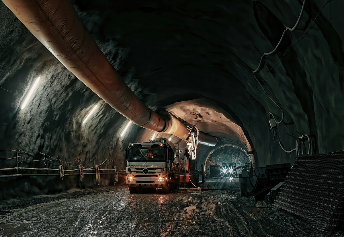 Tunnel construction